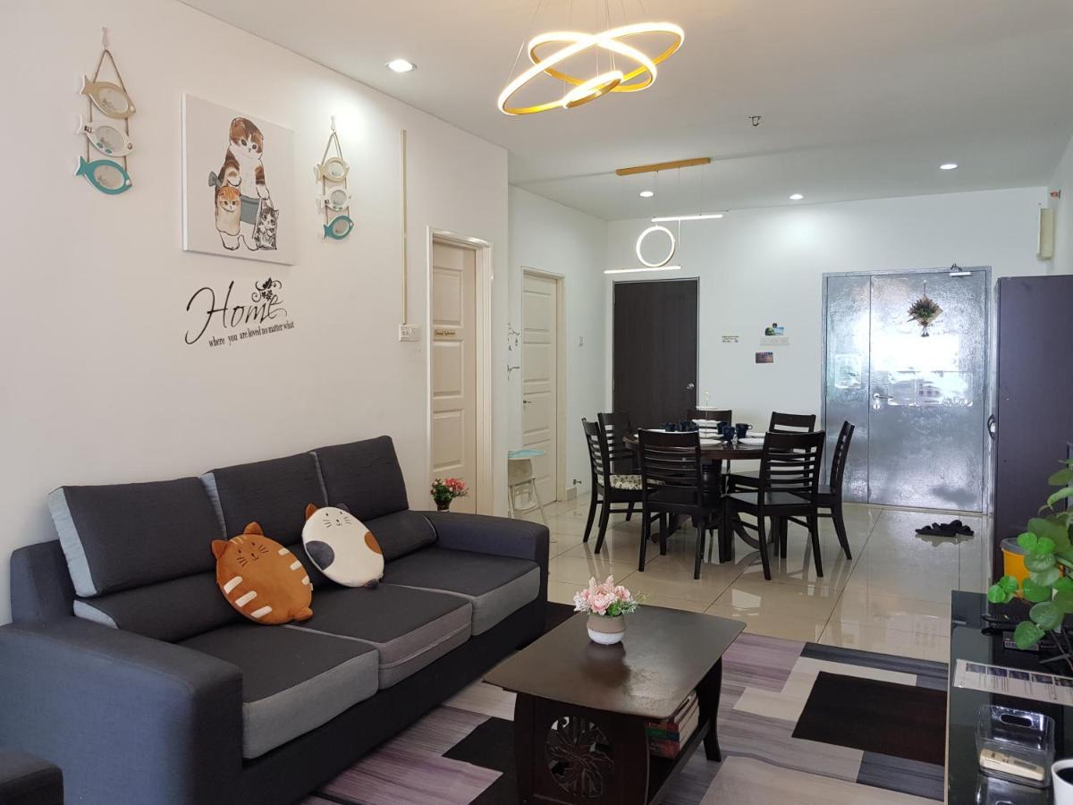 Mansion One Suite By Staycation Homestay Джорджтаун Экстерьер фото